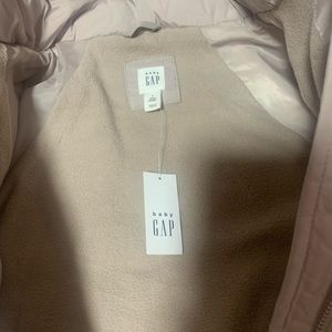 Coat for toddler girl… size 5t… brand new